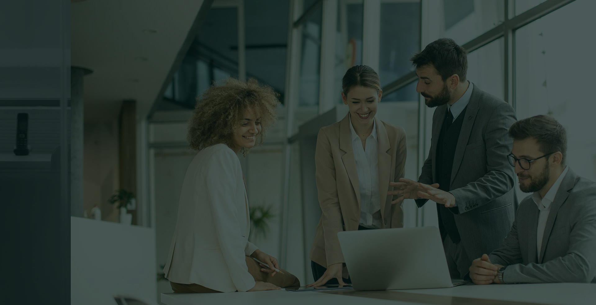 SLM Yatırım Bankası ile güvenli ve güçlü adımlarla yatırım yapın!